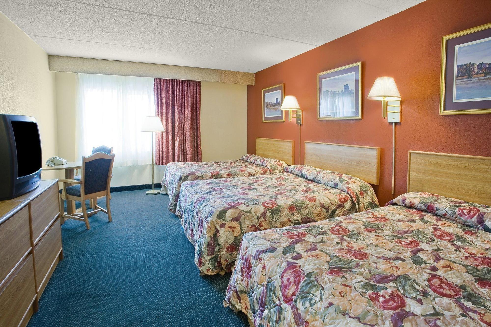 Broadview Inn Suites غاليسبورغ الغرفة الصورة