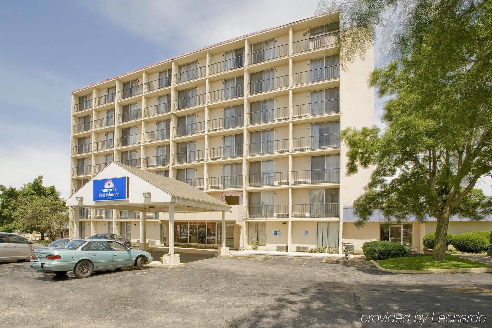 Broadview Inn Suites غاليسبورغ المظهر الخارجي الصورة